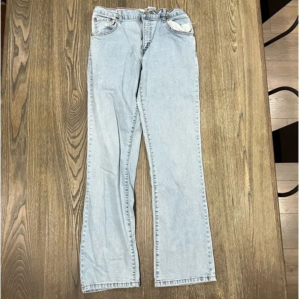 Levi's Boys Youth 550 Boot Cut Jeans Relaxed Fit Denim Light Wash Blue Size 10
